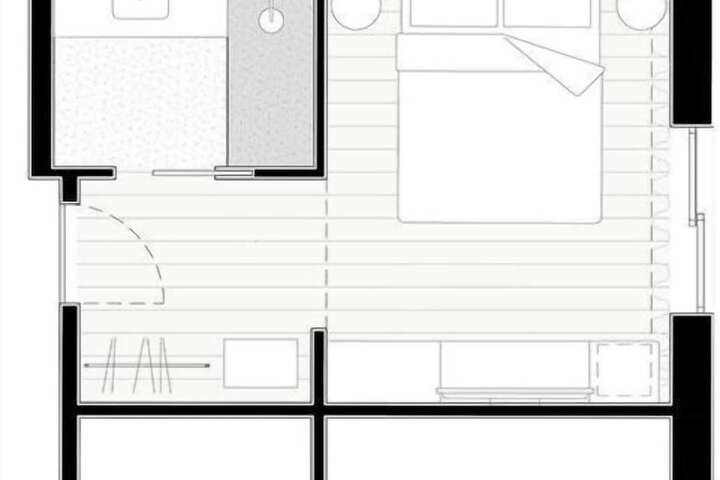 Room 35 of 79