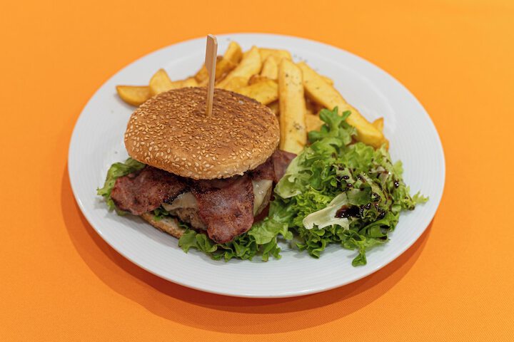 Dining 56 of 75