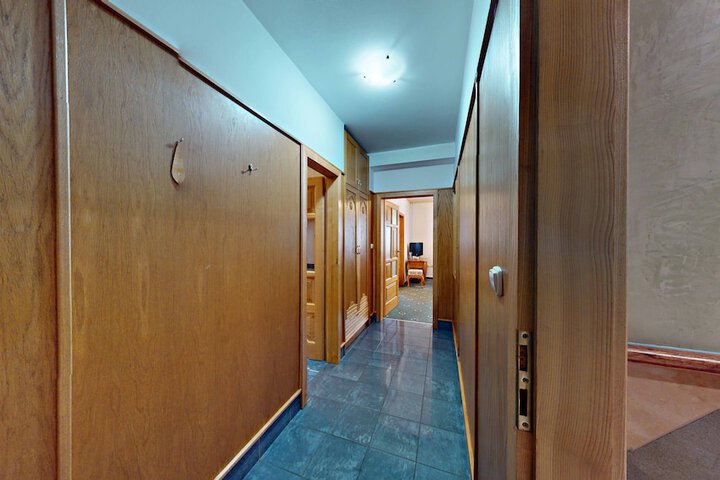Room 25 of 91