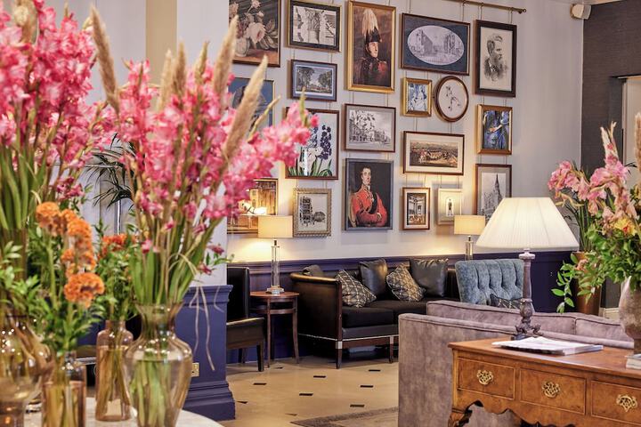 Lobby Entry
