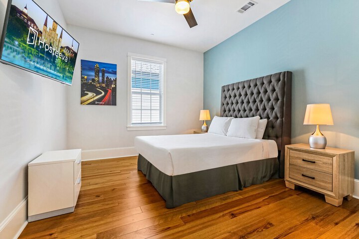 Room 9 of 49
