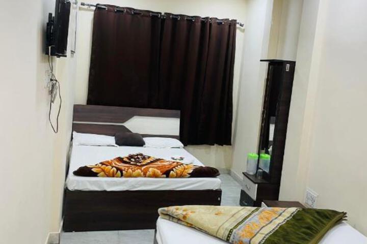 Hotel Ganesh Palace