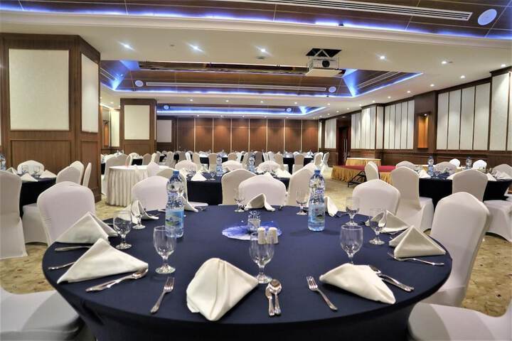 Ballroom/Hall 50 of 62