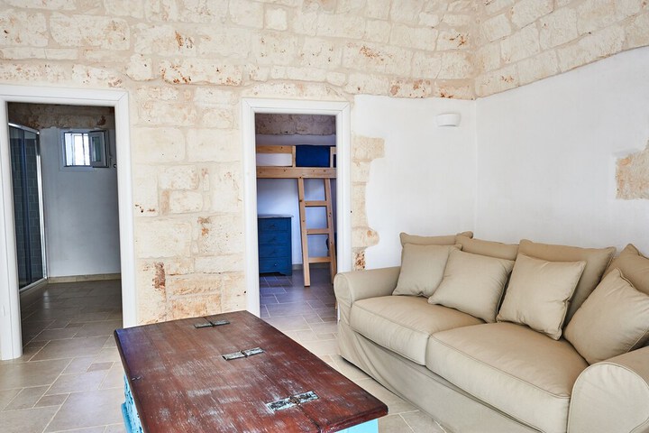 Room 10 of 55