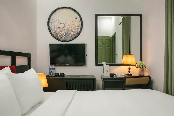 Room 19 of 47