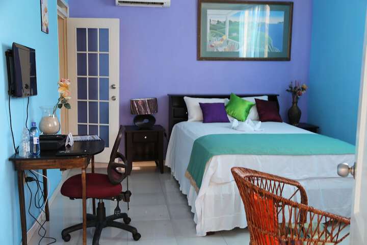 Room 5 of 40