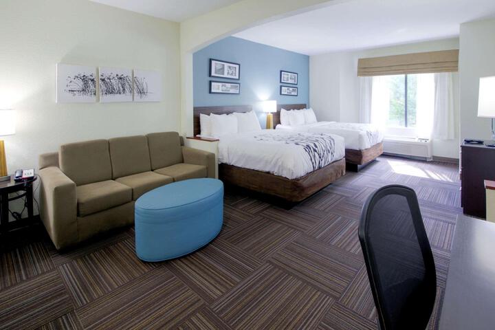 Superior King Bed (9 of 15)