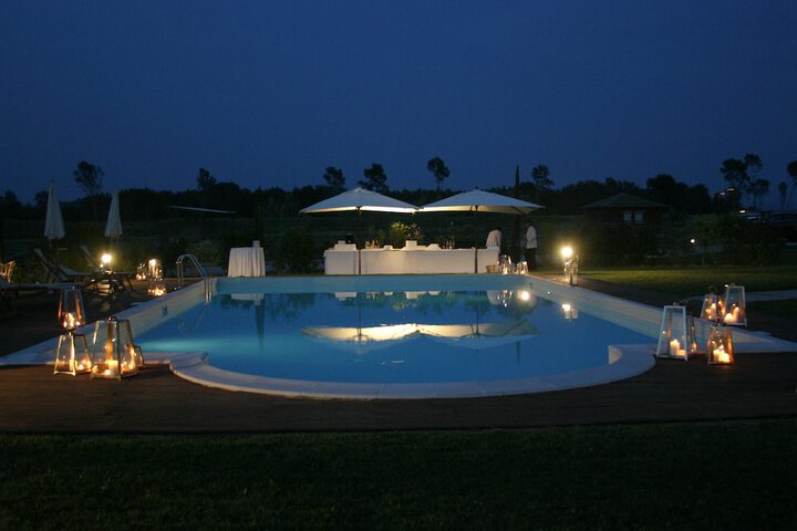 Hotel Pool