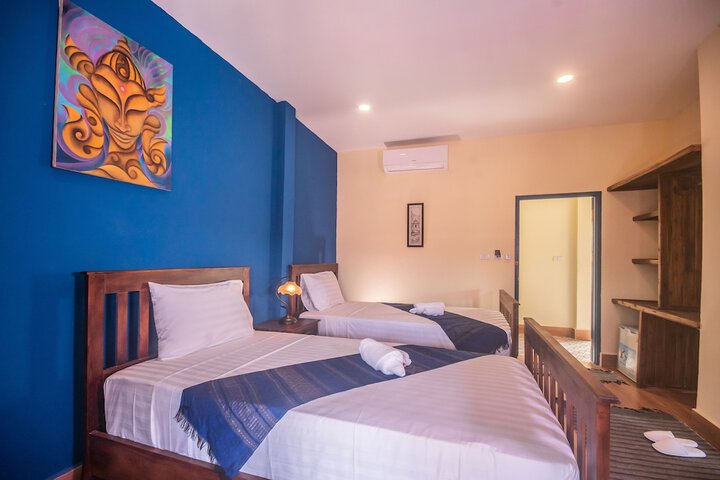 Room 8 of 21