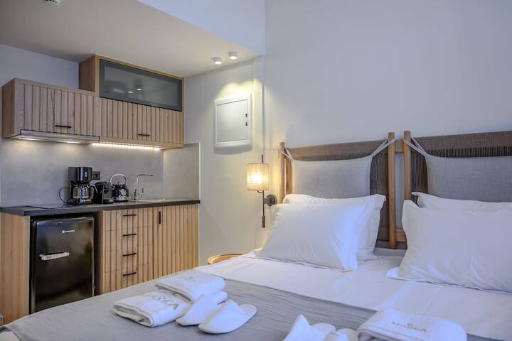 Room 15 of 78