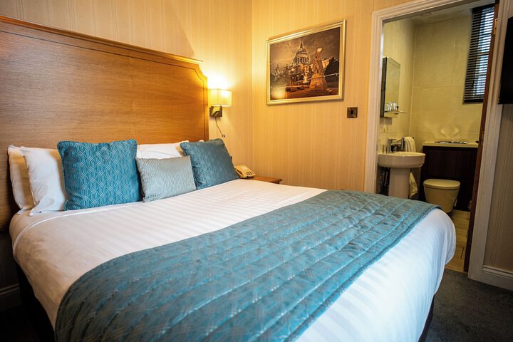 Room 20 of 49