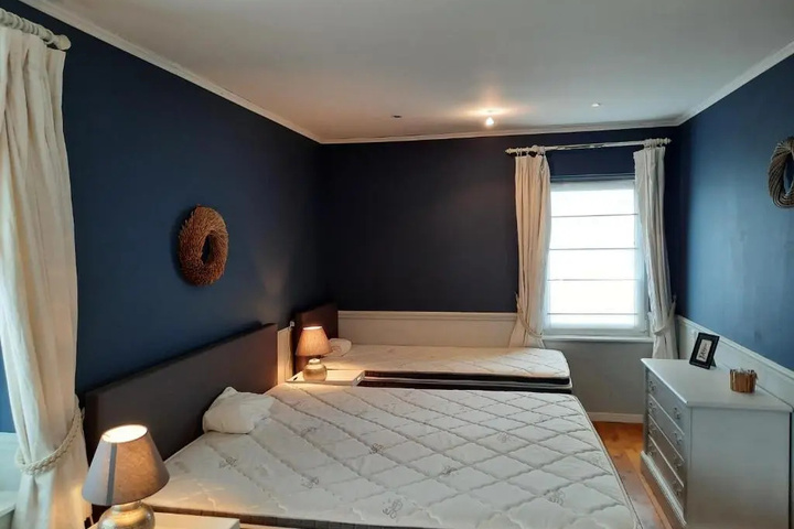 Room 2 of 20