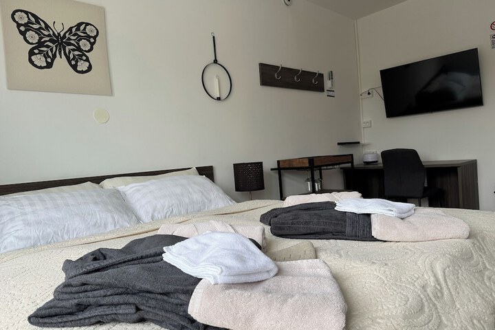 Room 13 of 45