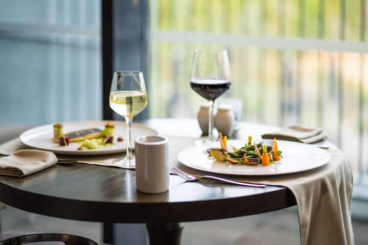 Dining 79 of 122