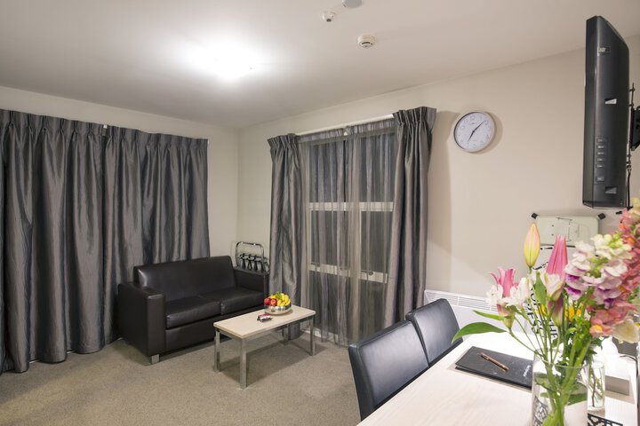 Room 14 of 26