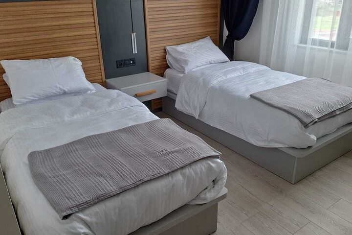 Room 7 of 11