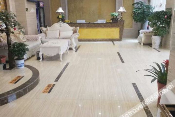 Lvcheng Garden Theme Hotel