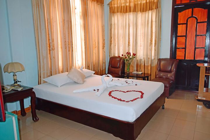 Room 21 of 35