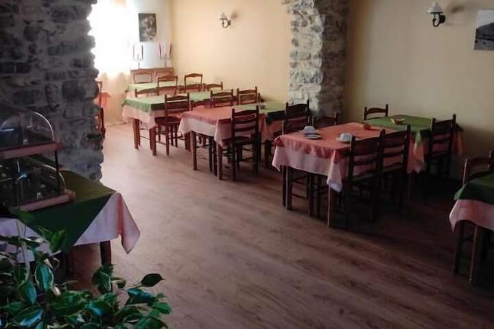 Dining Photos