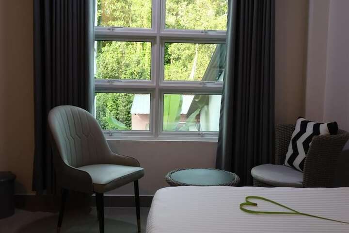 Room 12 of 31
