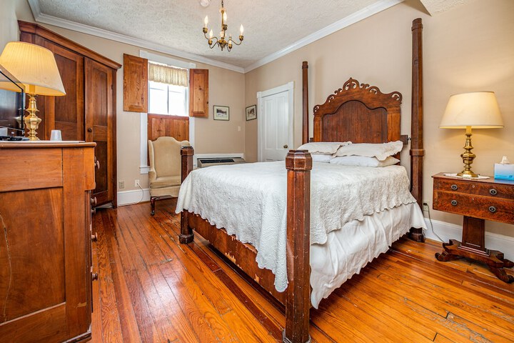 Cedar Creek Guest Room Double Bed (4 of 43)