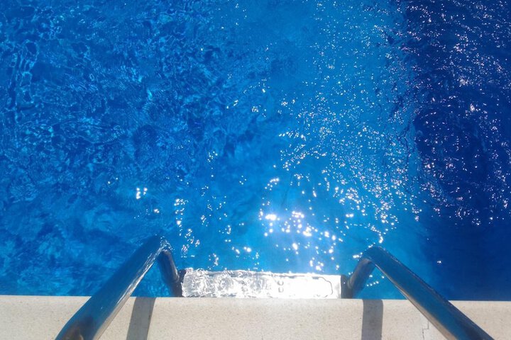 Pool Hotel
