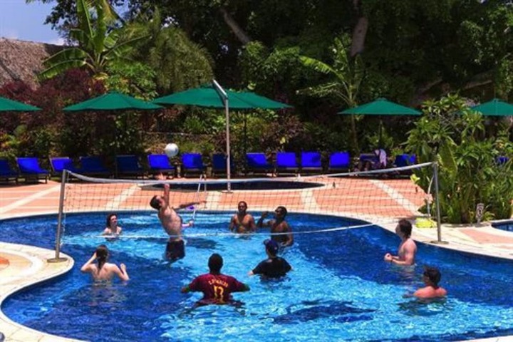Pool 81 of 137