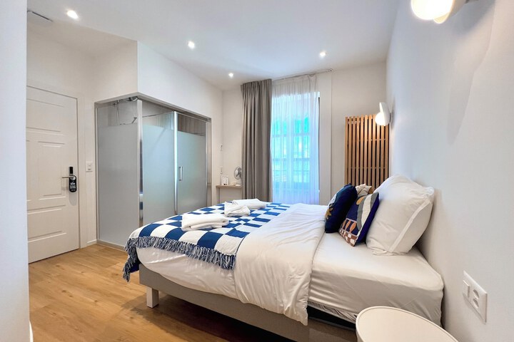 Room 7 of 22