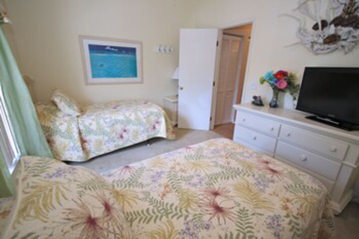 Room 25 of 25