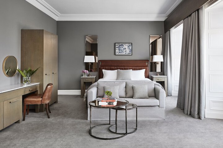 Room 14 of 140