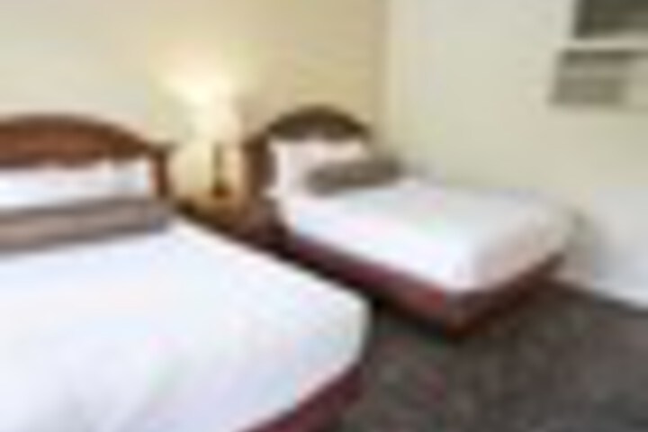 Room 20 of 549