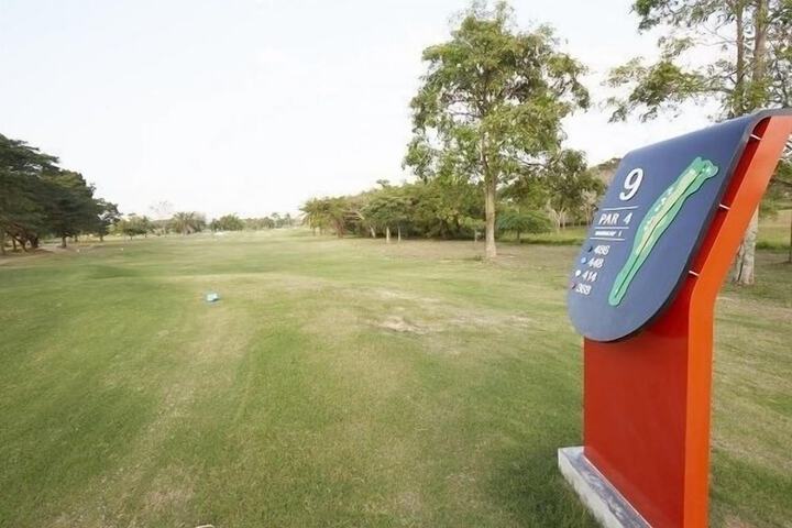 Golf 18 of 40
