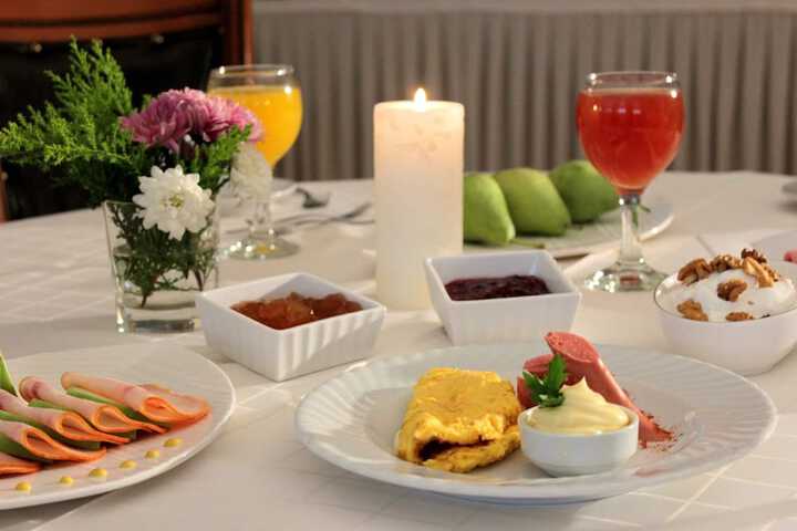 Breakfast area