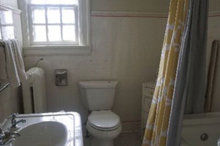 Room 5 of 35