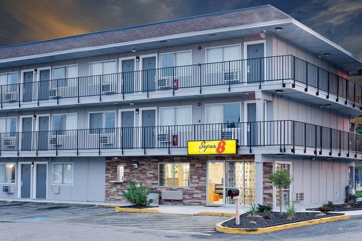 Hotel 34 of 35