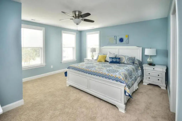 Room 7 of 17