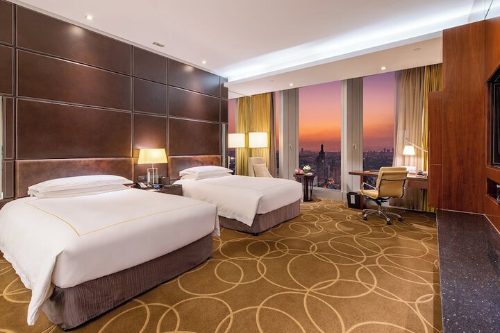 Room 22 of 54