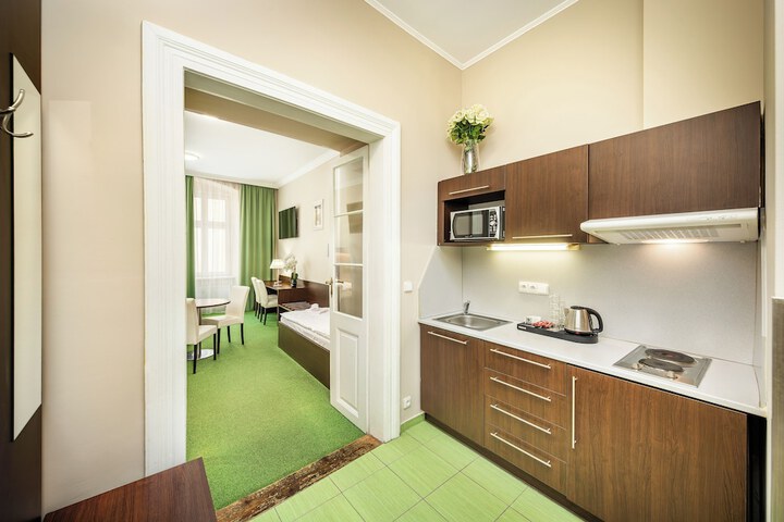 Suite Room