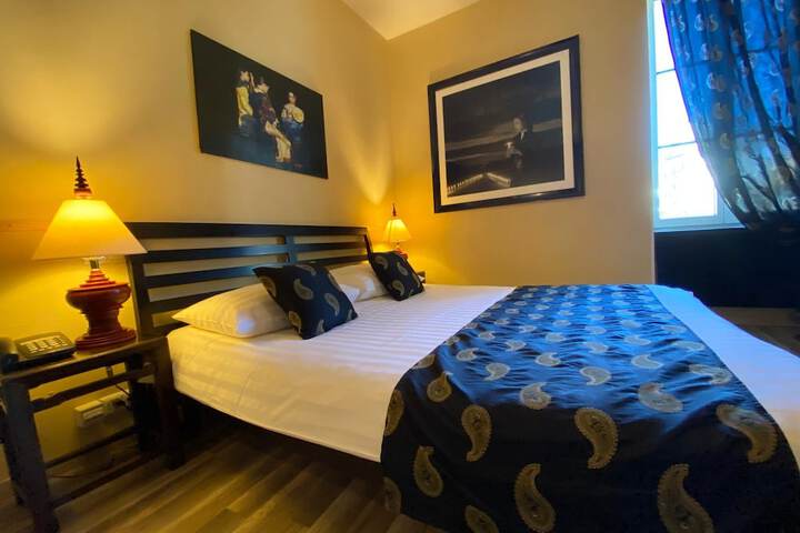 Room 21 of 46