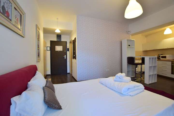 Room 34 of 139