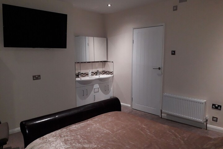 Room 12 of 26