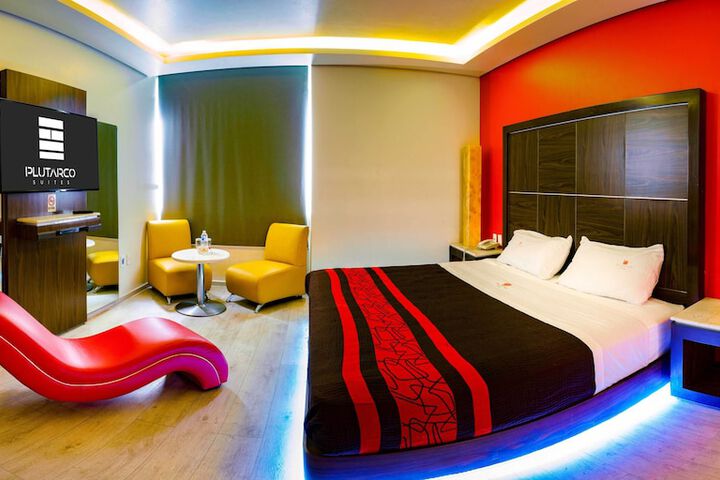 Room 6 of 21