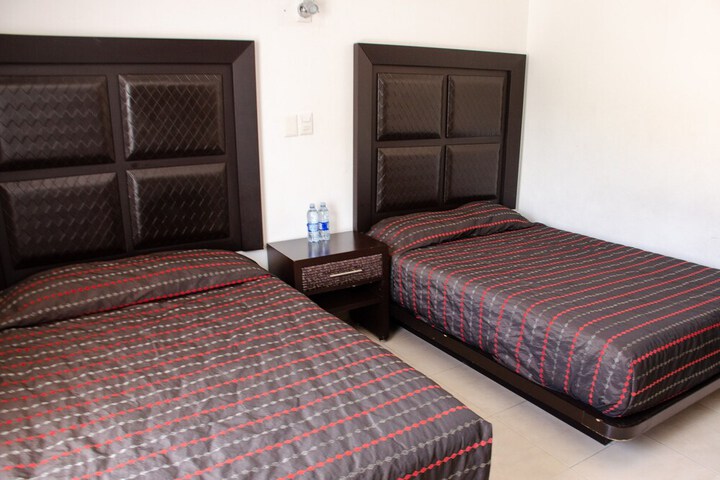 Room 13 of 44