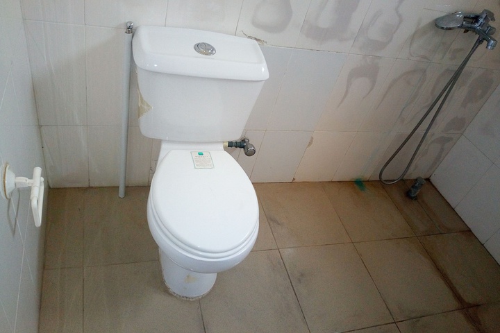 Room 14 of 18