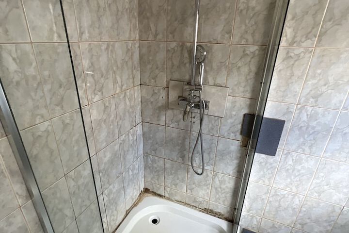 Room 11 of 62