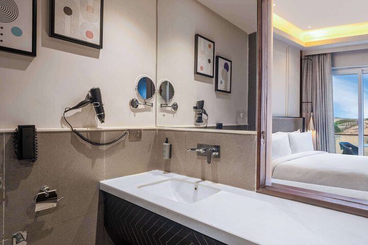 Room 29 of 59