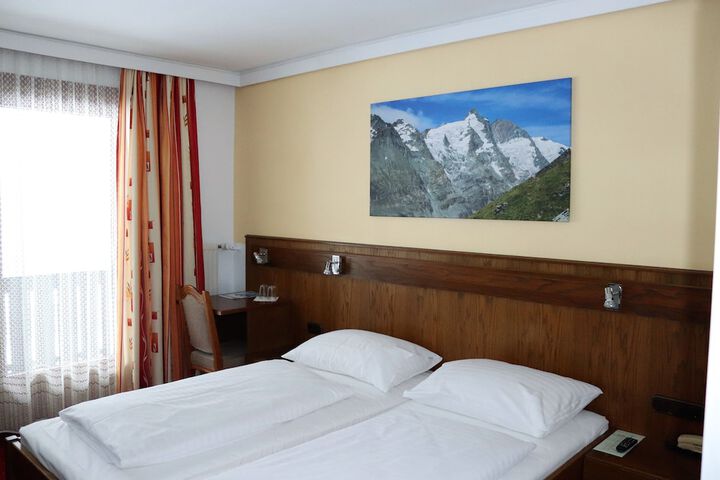 Room 14 of 67