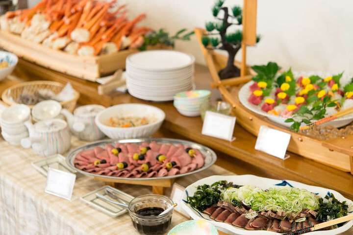Dining 62 of 98