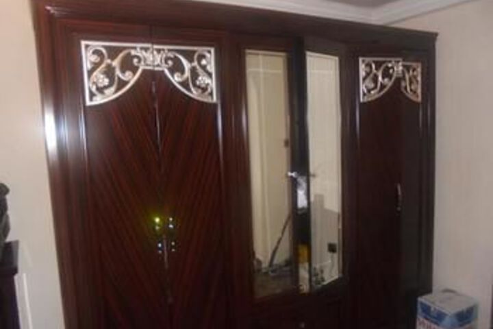 Room 11 of 27