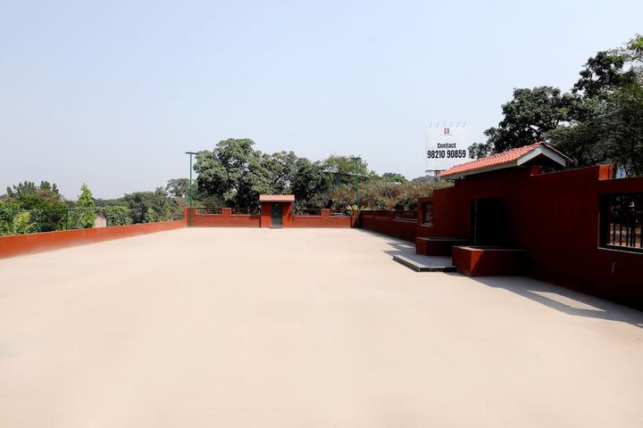 Ballroom/Hall 63 of 87